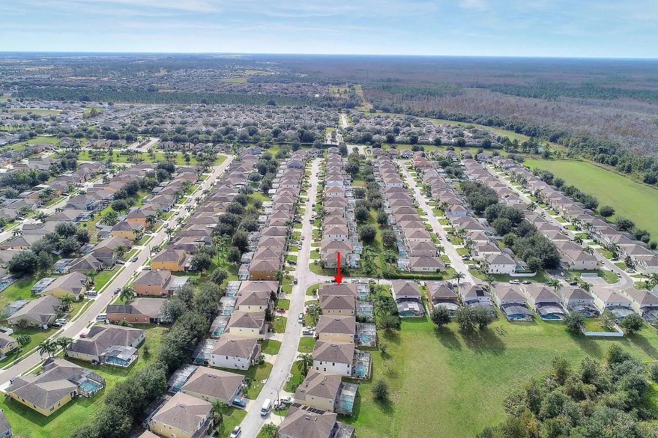 Legacy Park By Shine Villas Davenport